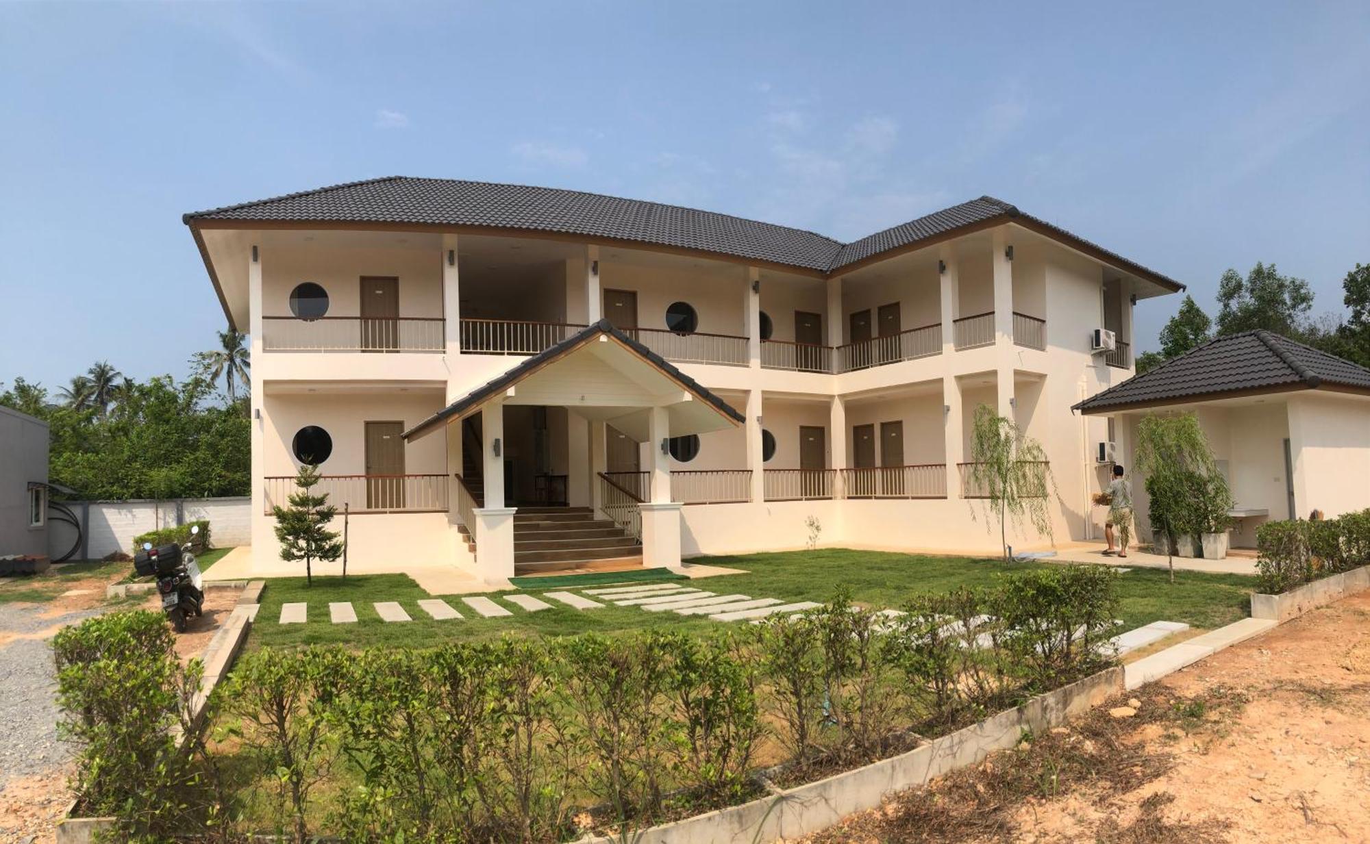 แหลมงอบเฮาส์ Laemngob House Villa Екстериор снимка